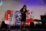 Cleo Ruisz singt Hildegard Knef